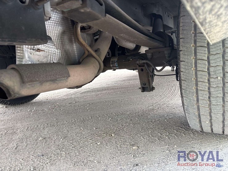2016-ford-transit-image-18