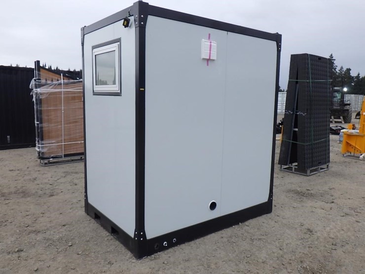 portable-toilet-w/-shower-image-2