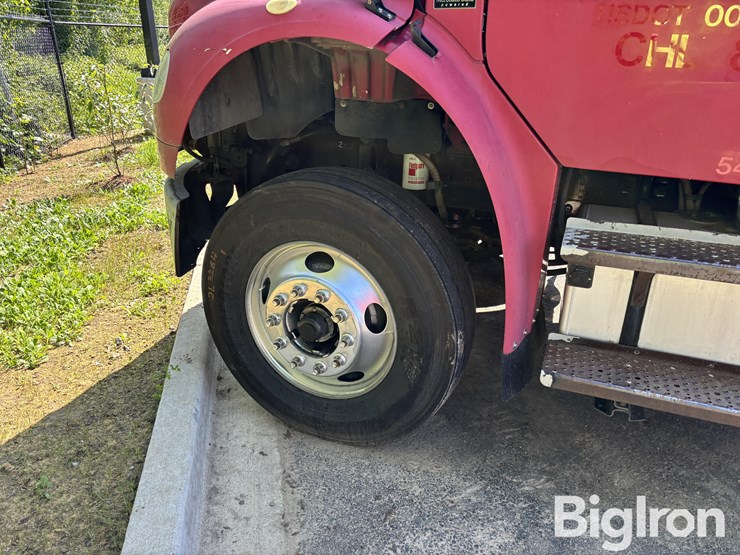 2006-freightliner-m2-truck-tractor-image-19