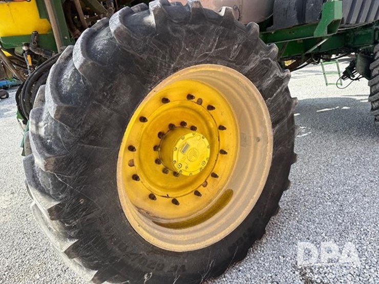2012-john-deere-4940-image-30