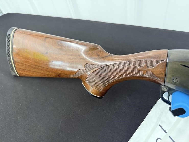 remington-1100-12-gauge-shotgun-image-4