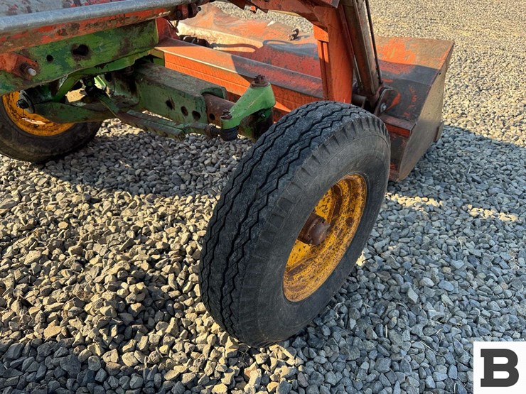 john-deere-630-image-40