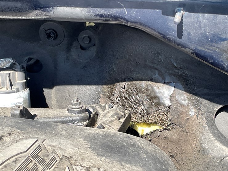 2002-chevrolet-silverado-2500hd-image-98