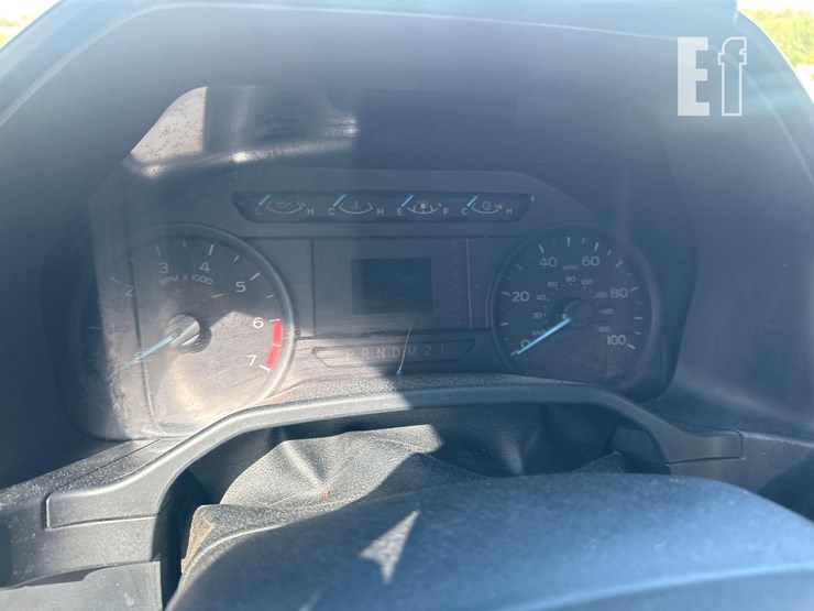 2017-ford-f350-xl-image-28