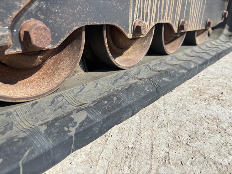 2019-bobcat-t650-image-23