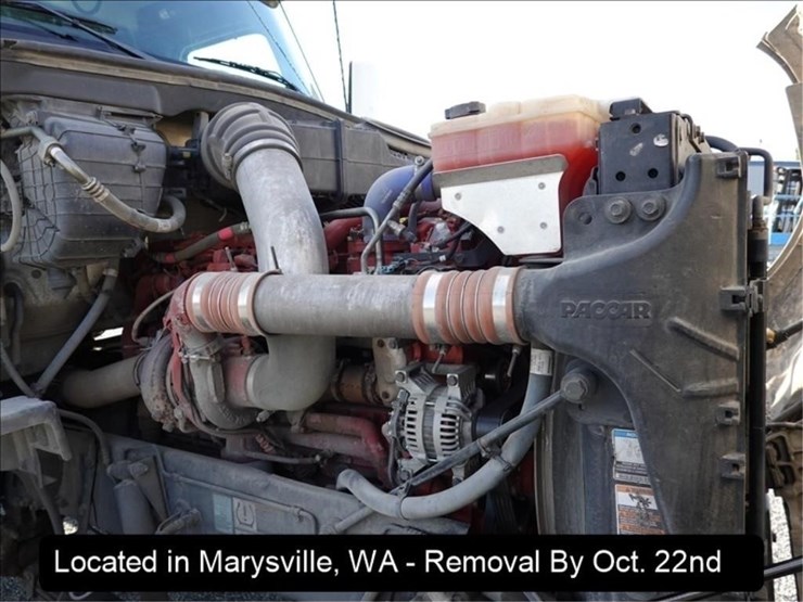 2015-peterbilt-567-image-7