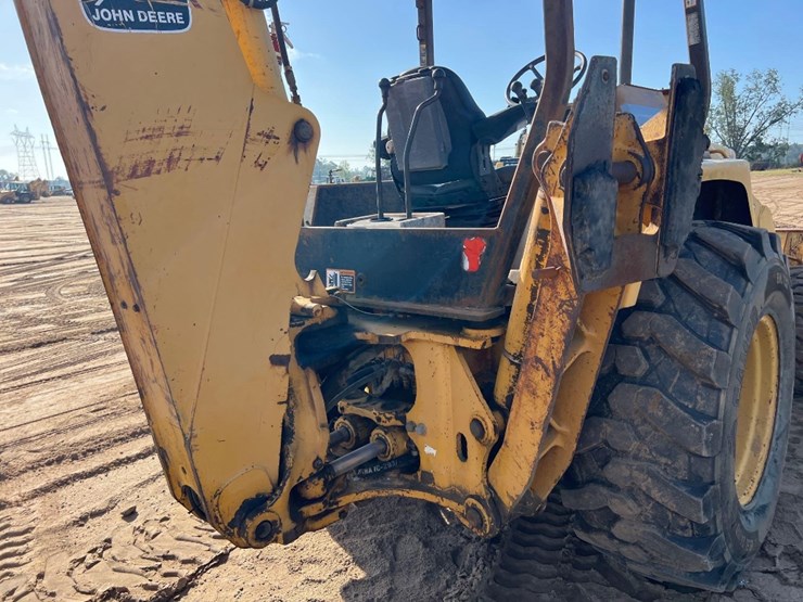 john-deere-310d-image-30