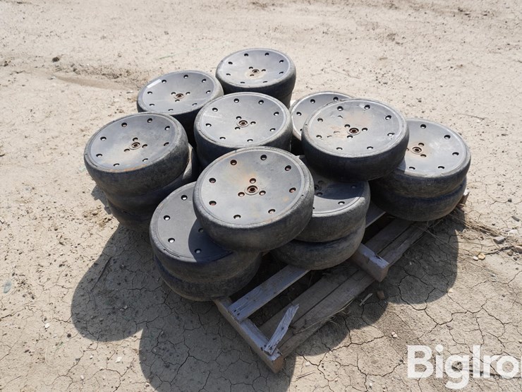 planter-gauge-wheels-image-7