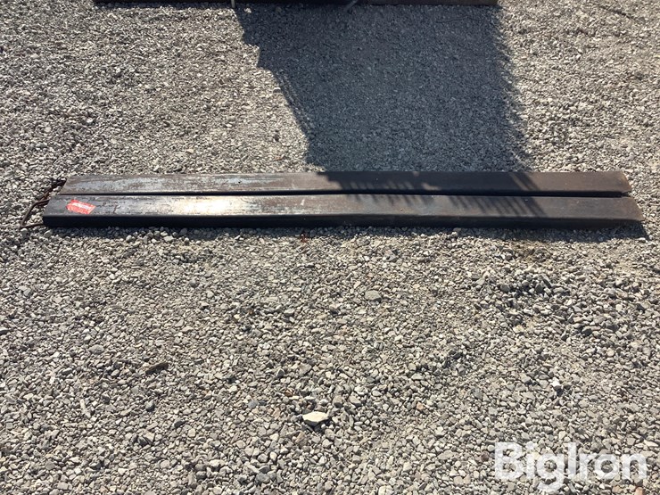 84"-pallet-fork-extenders-image-4