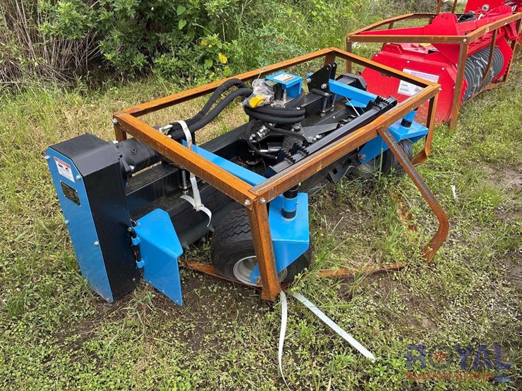 2025-raytree-rmc78-hydraulic-78in-soil-conditioner-skid-steer-attachment-image-2