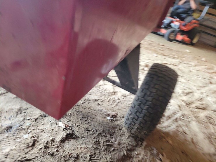 load-hog-towable-lawn-cart,-custom-extended-hitch-image-9