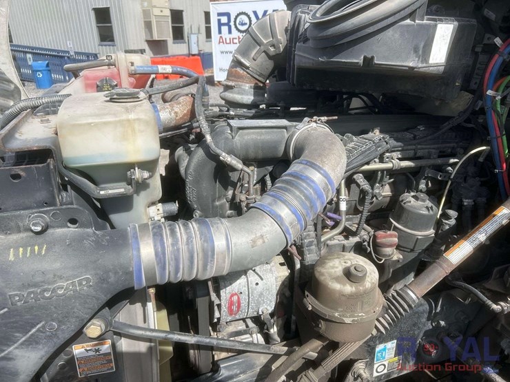 2018-kenworth-t680-image-14