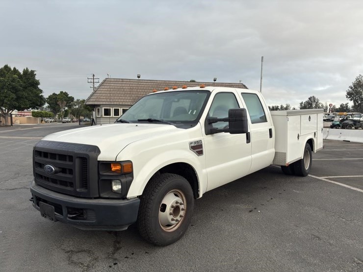 2008-ford-f350-image-1