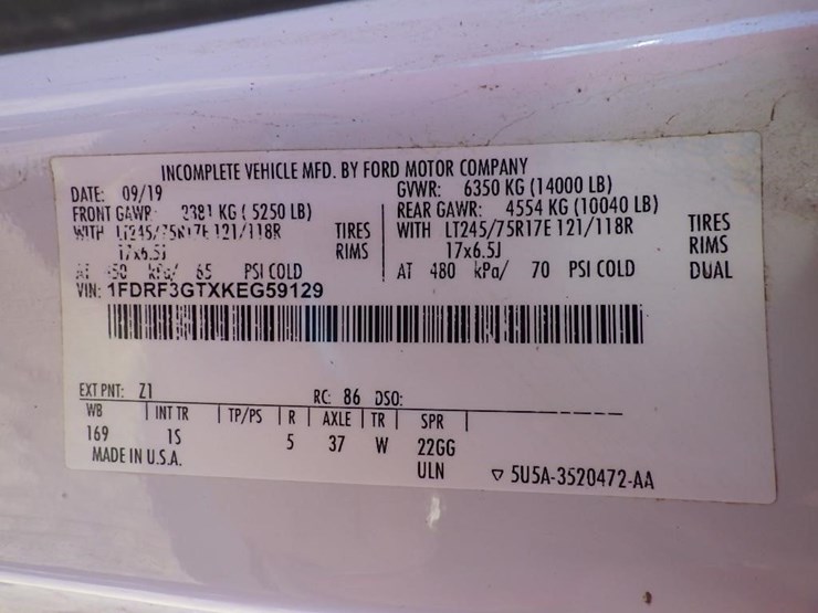 2019-ford-f350-image-33