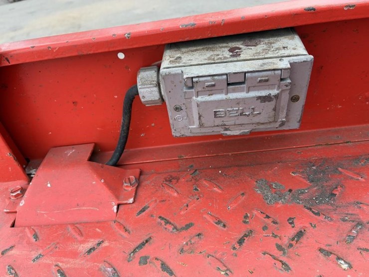 skyjack-sj-3226-scissor-lift-image-11