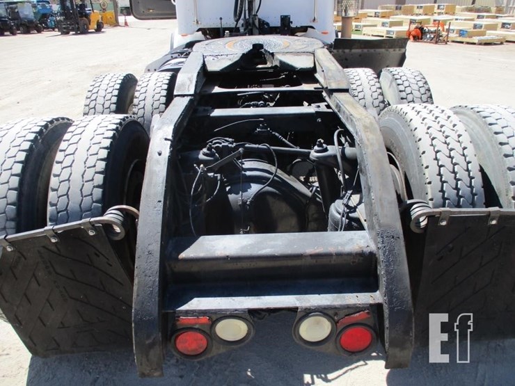 2014-peterbilt-367-image-20