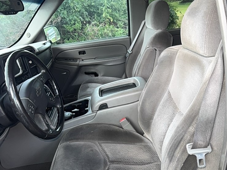 2006-4wd-chevy-avalanche,-az-vehicle,-no-rust,-206,972-miles,-runs-great-image-29