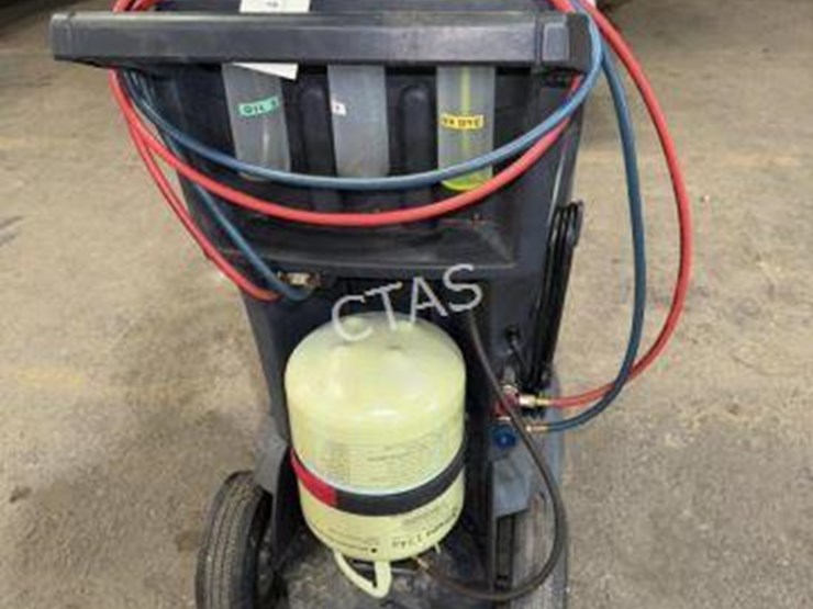 #118-•-robin-air-automotive-ac-service-machine-image-3