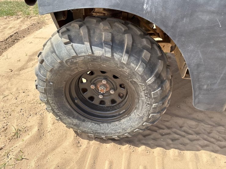 club-car-intell-trak-4x4-utv-image-10