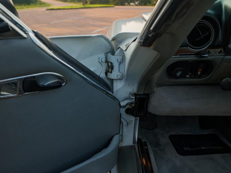 #2279-•-1988-mercedes-benz-500-class-560-sl-roadster-image-58