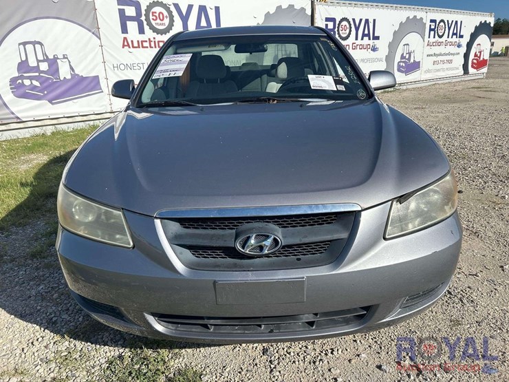 2007-hyundai-sonata-gls-sedan-image-23