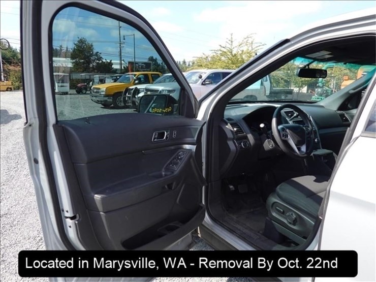 2015-ford-explorer-image-5
