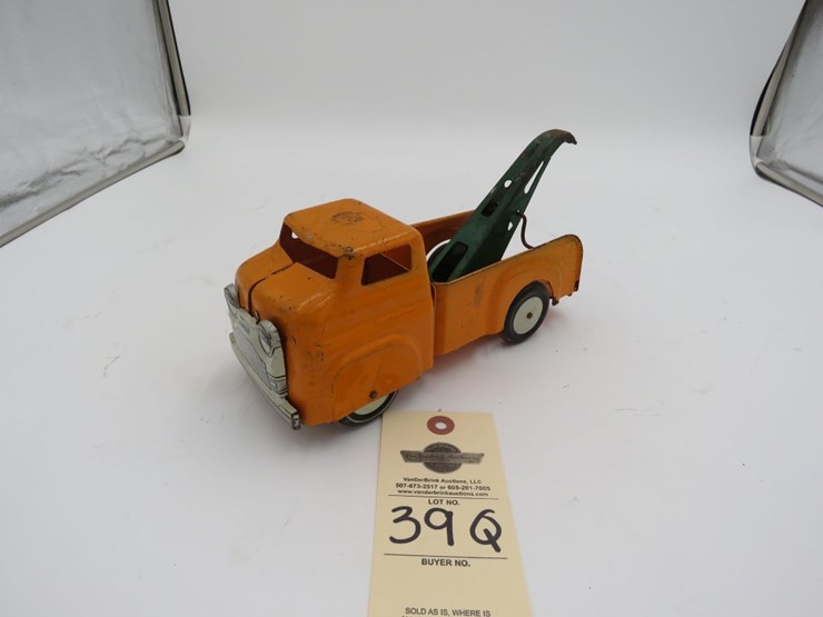 wyandotte-tow-truck-image-1