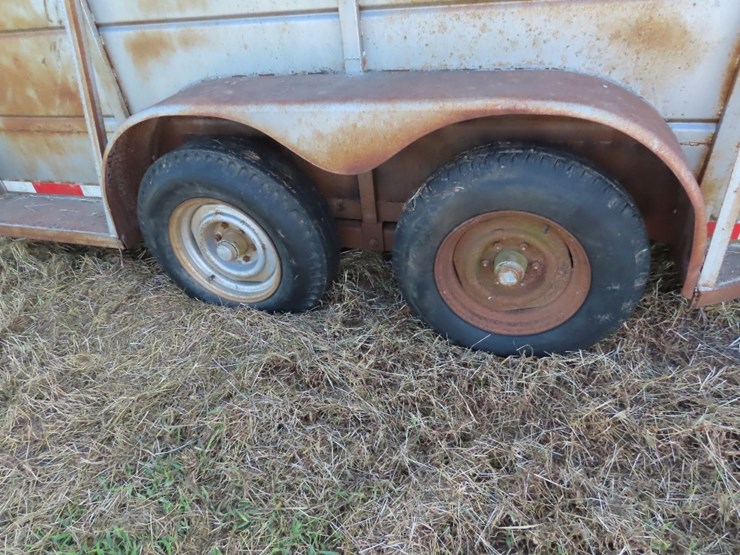 1991-calico-trails-20-ft.-gooseneck-stock-trailer-image-6