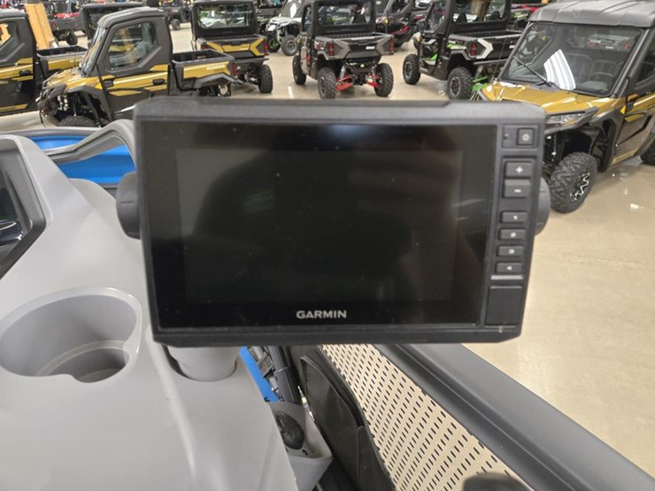 #1787-•-sea-doo-switch-boat-image-27