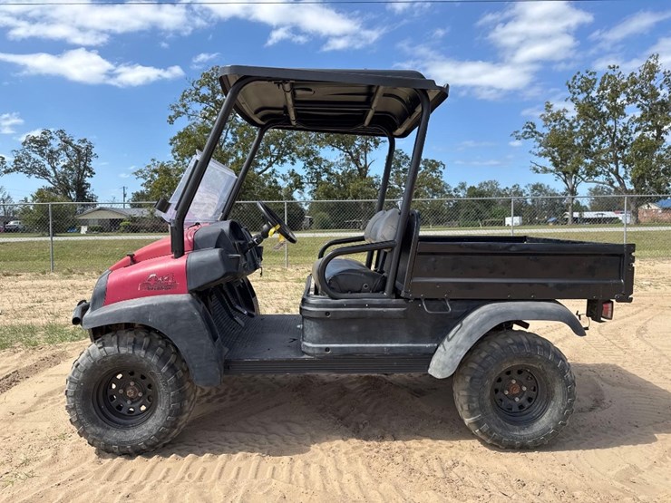 club-car-intell-trak-4x4-utv-image-1
