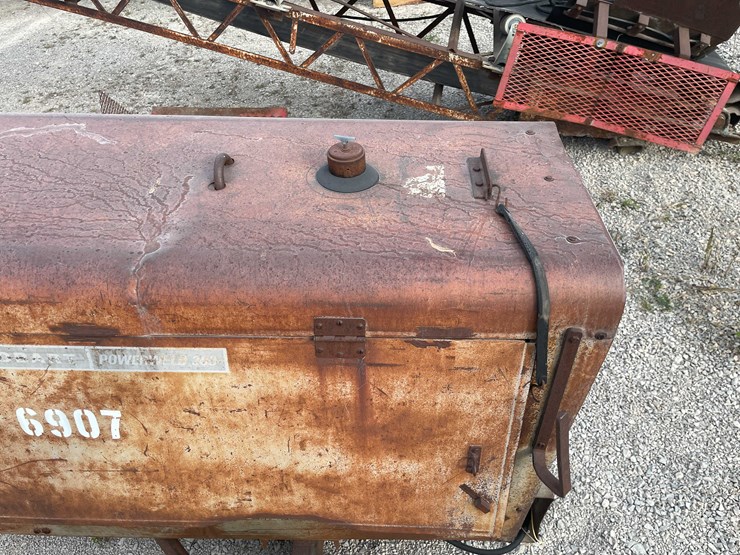 #8633-•-hobart-powerweld-303-welder-trailer-(maq)-image-45
