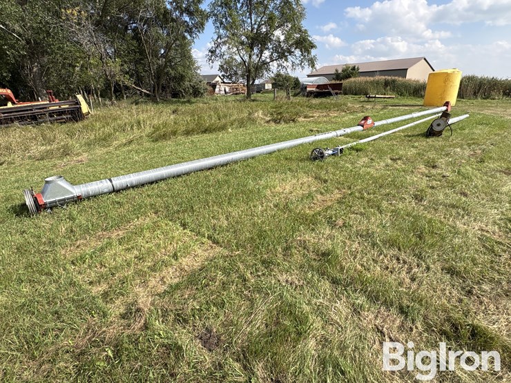 hutchinson-utility-grain-augers-image-5