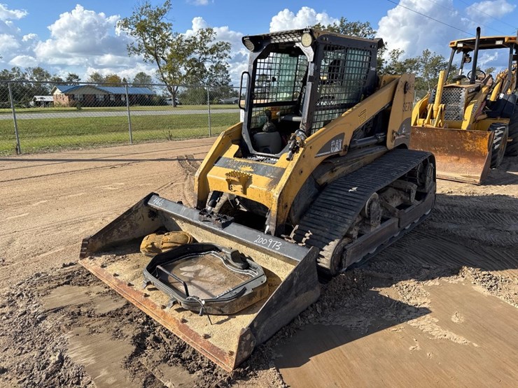 2005-caterpillar-267b-image-3