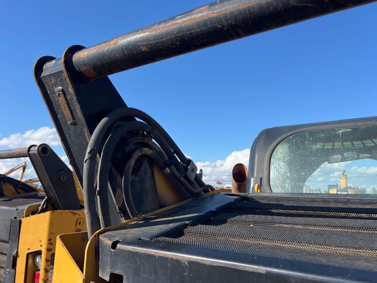 2018-caterpillar-289d-image-18