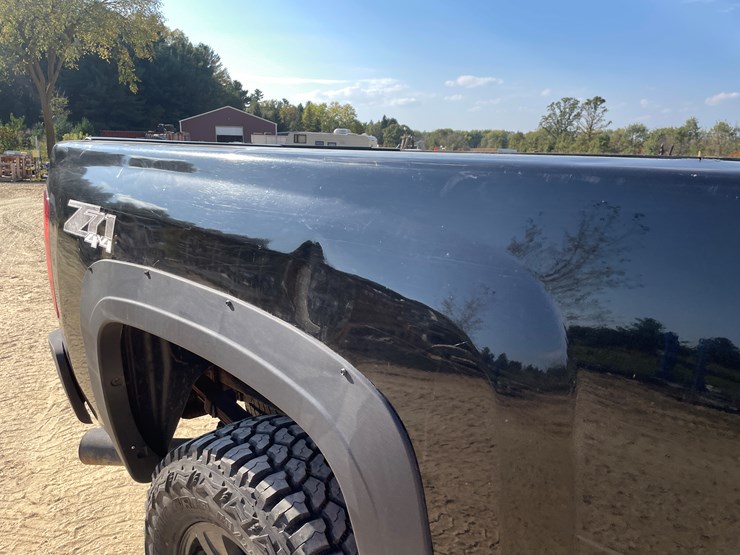 2008-chevrolet-silverado-image-23