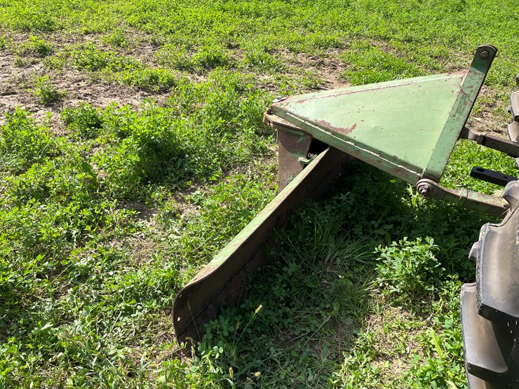 john-deere-8-image-5