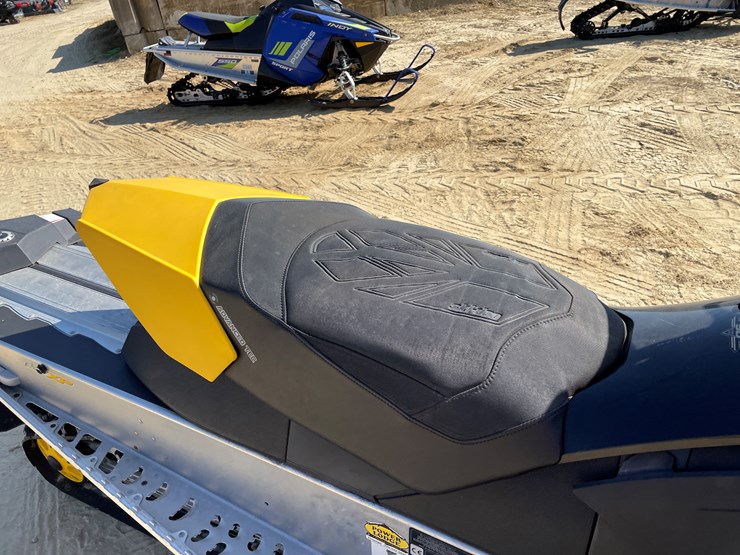 #1895-•-2009-ski-doo-mxz-renegade-600-snowmobile-(sells-with-bill-of-sale-only)-image-34