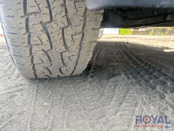 2017-ford-f150-image-24