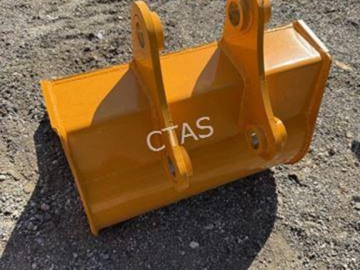 #122-•-24"-cat305-bucket-for-excavator-image-3