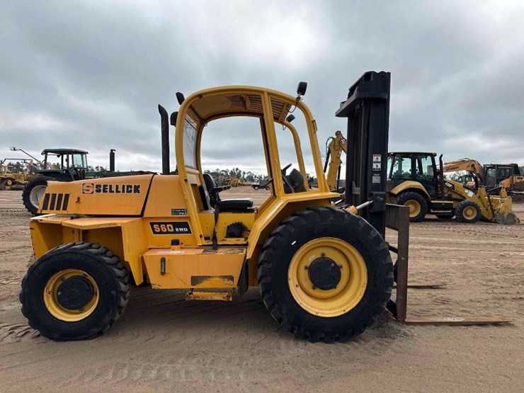sellick-s60j4i-2-rough-terrain-forklift-image-5