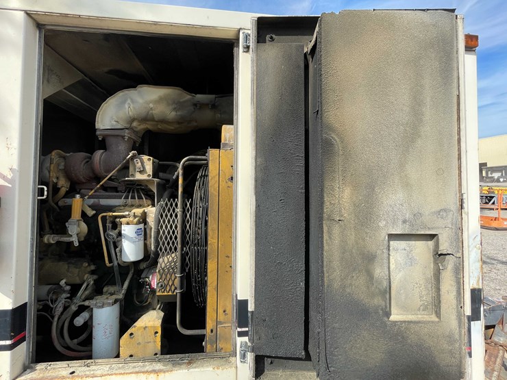 caterpillar-xq125-image-13