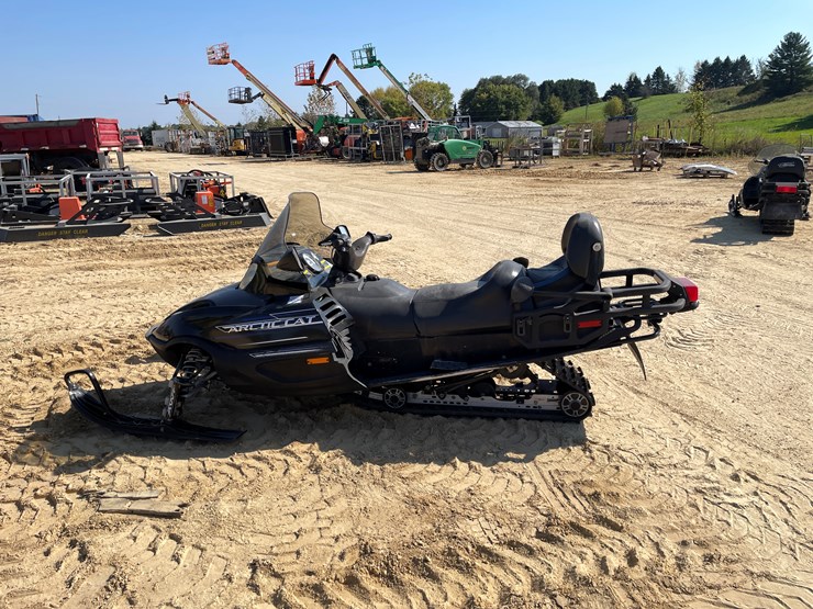 #1894-•-2008-arctic-cat-t660-snowmobile-(sells-with-bill-of-sale-only)-image-8