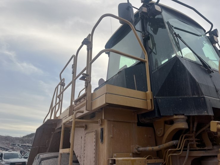 caterpillar-988k-image-95
