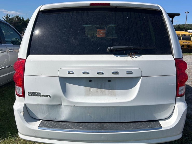 2015-dodge-grand-caravan-image-6