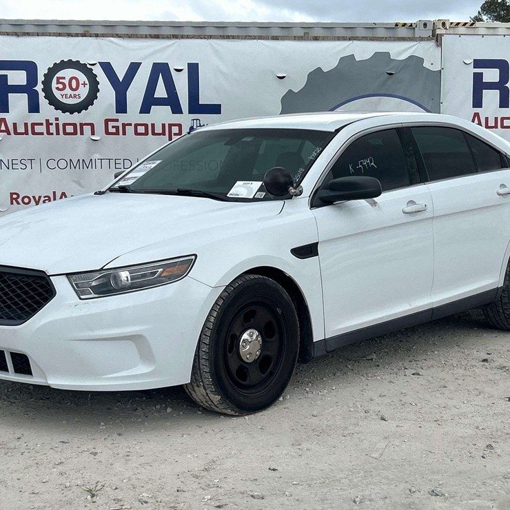 2014 Ford Taurus AWD Sedan