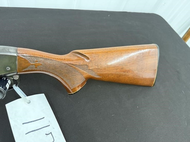 remington-1100-lw-28-gauge-shotgun-image-7