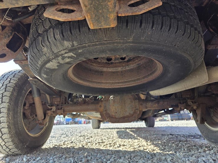 2017-ford-f150-image-25