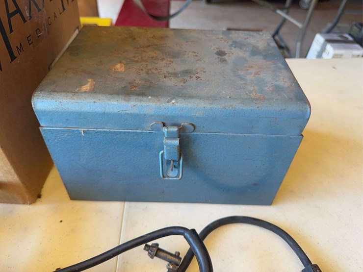 corded-tools--planer,-drills,-grinders,-router-image-12