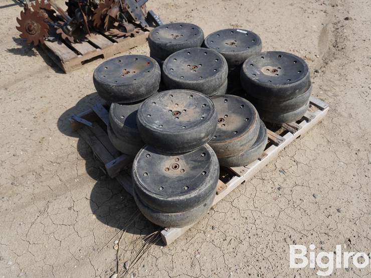 planter-gauge-wheels-image-5