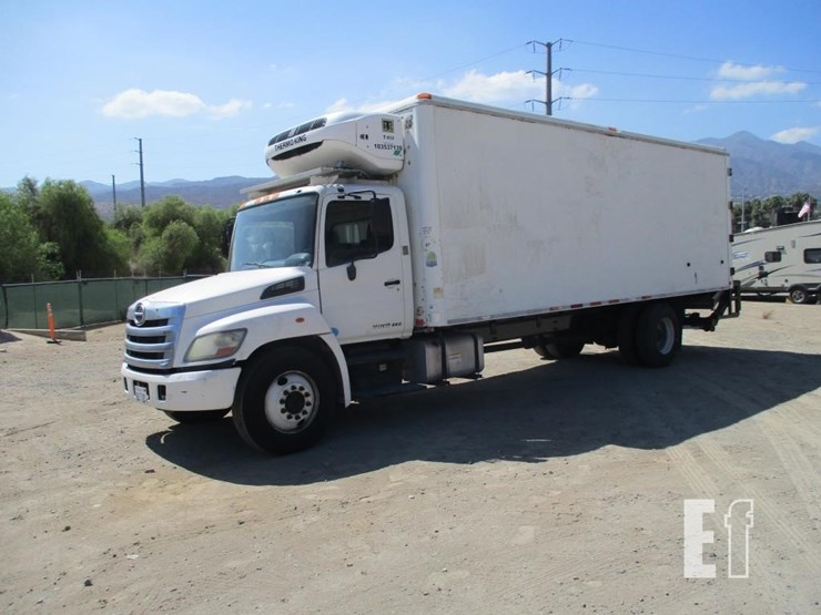 hino-338-image-2